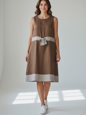 Christy Allen•Linen Brown Sleeveless Dress